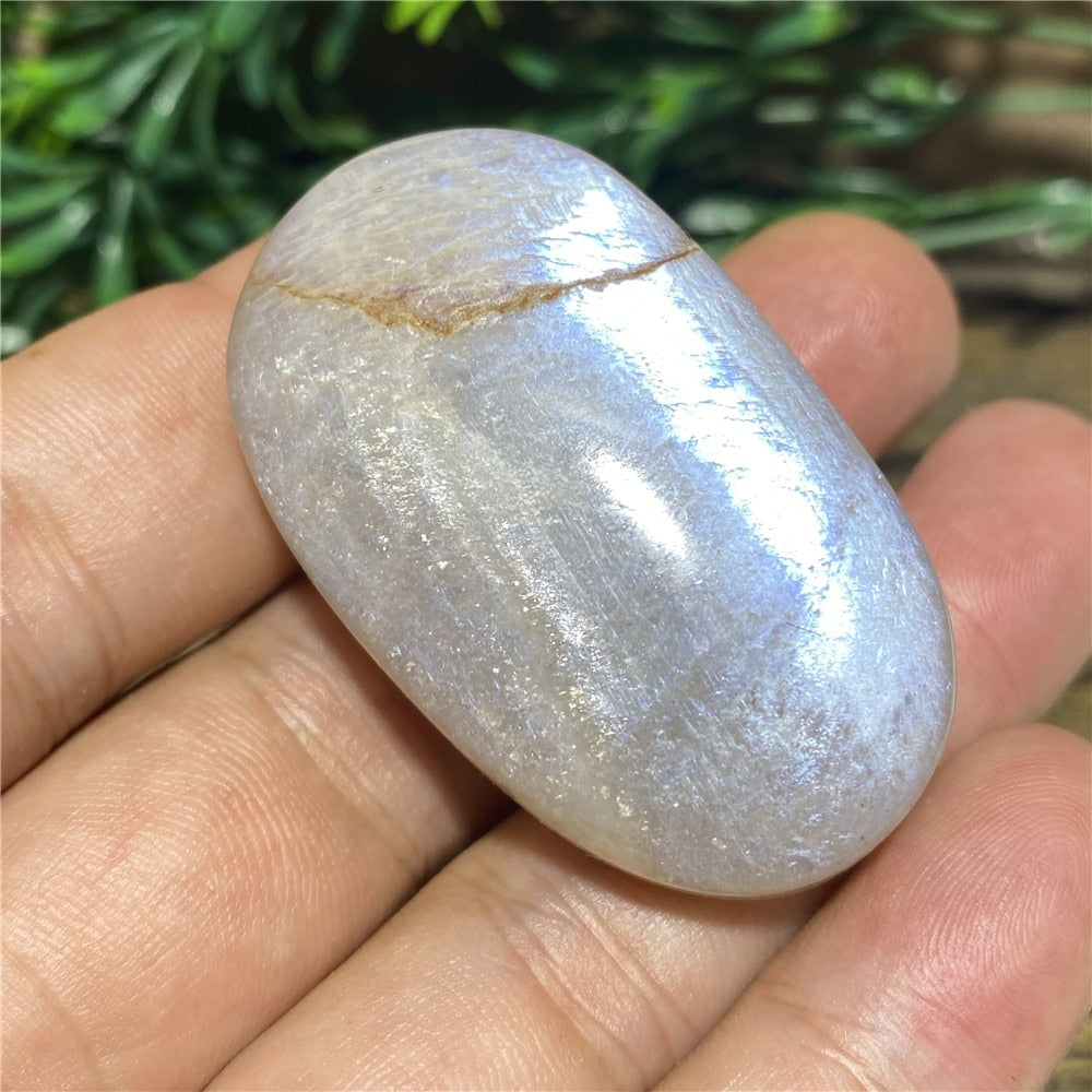 Moonstone Palm Natural Stone And Crystal Gemstones Minerals Wicca Spiritual Reiki  Ornaments Home Decoration Room