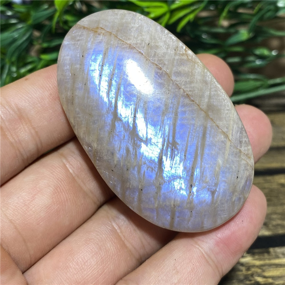 Moonstone Palm Natural Stone And Crystal Gemstones Minerals Wicca Spiritual Reiki  Ornaments Home Decoration Room