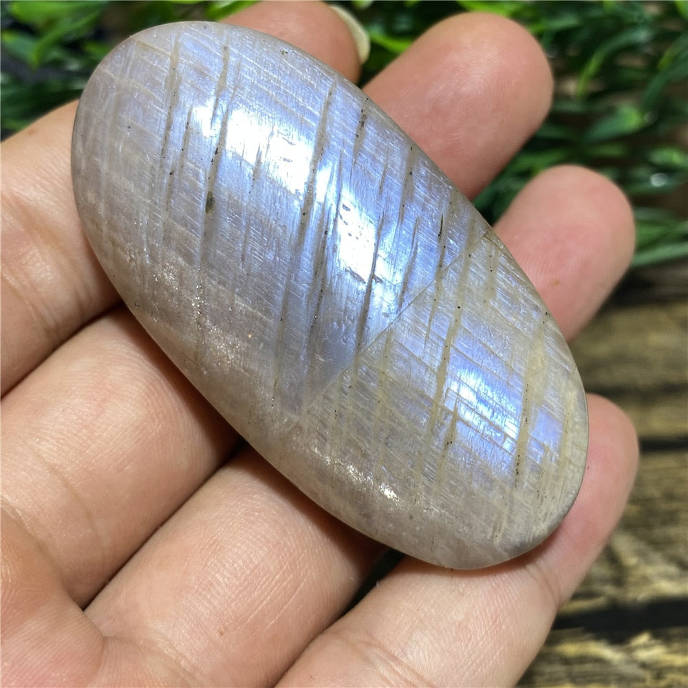 Moonstone Palm Natural Stone And Crystal Gemstones Minerals Wicca Spiritual Reiki  Ornaments Home Decoration Room