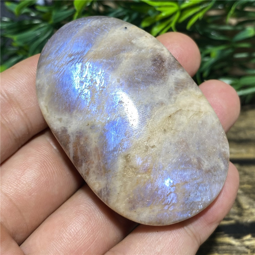 Moonstone Palm Natural Stone And Crystal Gemstones Minerals Wicca Spiritual Reiki  Ornaments Home Decoration Room