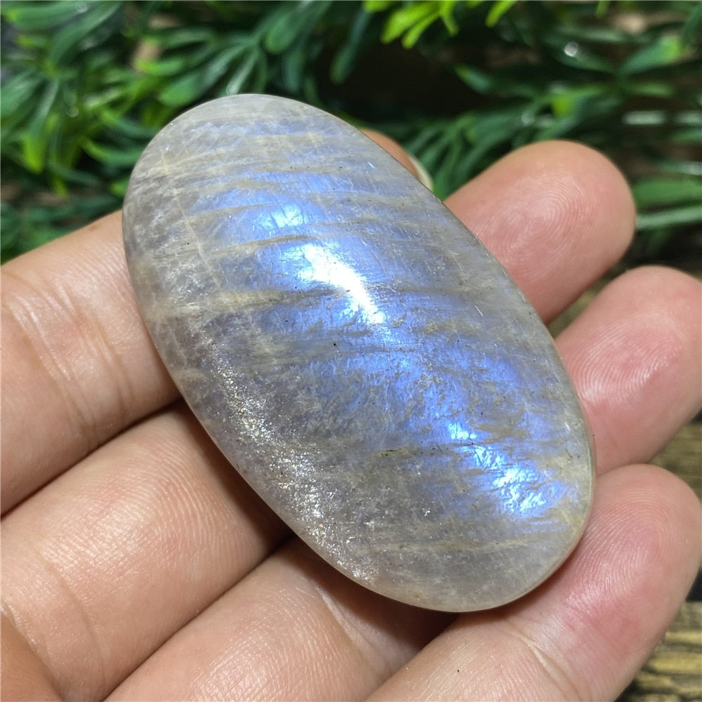 Moonstone Palm Natural Stone And Crystal Gemstones Minerals Wicca Spiritual Reiki  Ornaments Home Decoration Room