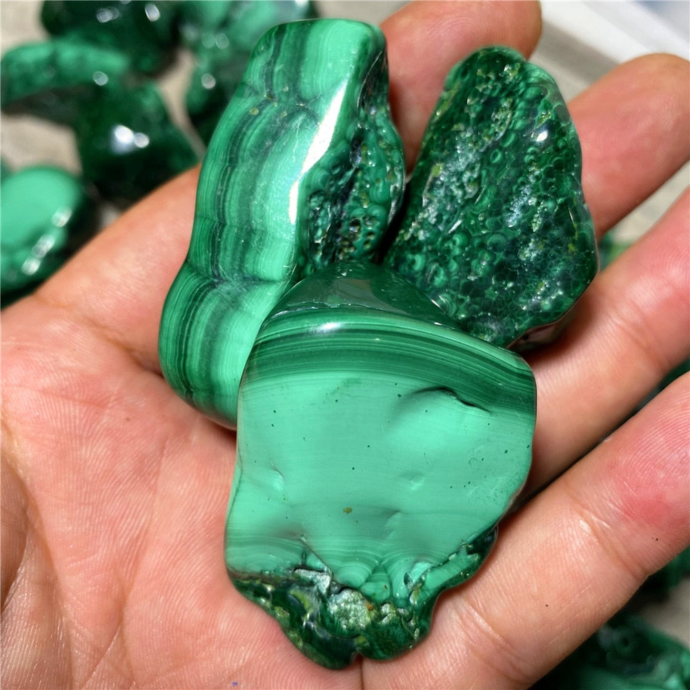 Malachite Green Natural Stones And Crystals Healing Palm Aquaration Gemstone Minerals Reiki Wicca Living Garden Room Decoration