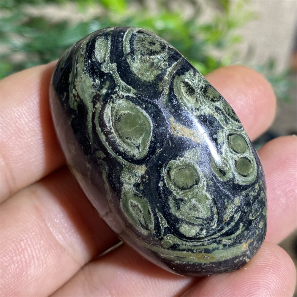 Green Peacock Eye Natural Stone And Crystal Healing  Quartz Palm Aquarium Gemstons Wicca Reiki Ornaments Home Decoration Room