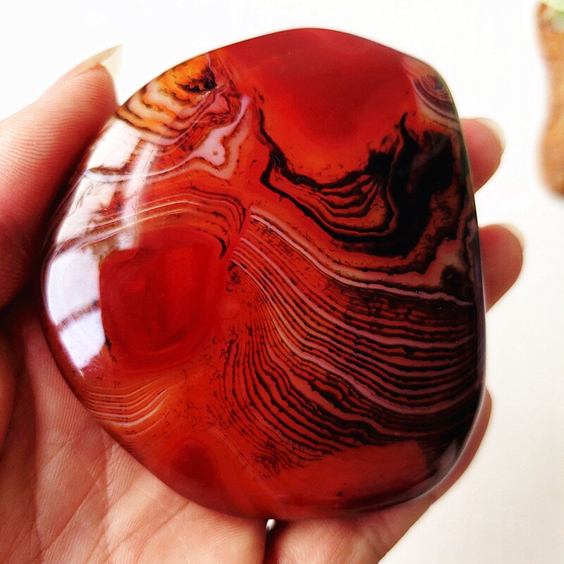 Natural Stone Real Sardonyx Agate Palm Hand Play Witchcraft Supplies Meditation Spiritual Decor Home Decoration Healing Crystals