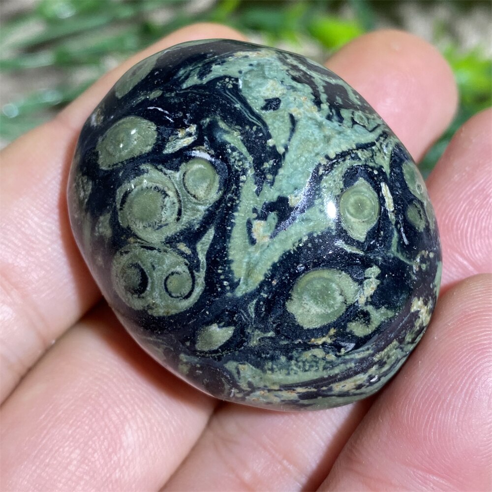 Green Peacock Eye Natural Stone And Crystal Healing  Quartz Palm Aquarium Gemstons Wicca Reiki Ornaments Home Decoration Room