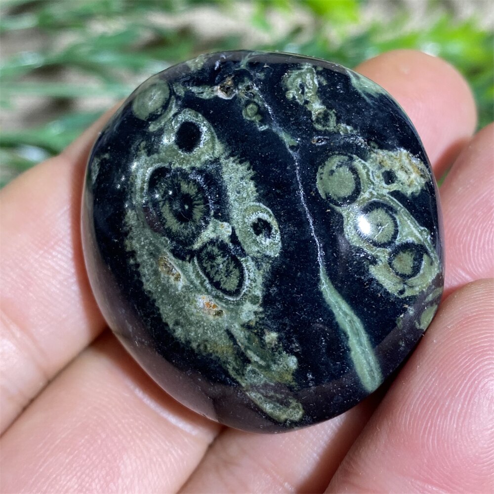 Green Peacock Eye Natural Stone And Crystal Healing  Quartz Palm Aquarium Gemstons Wicca Reiki Ornaments Home Decoration Room