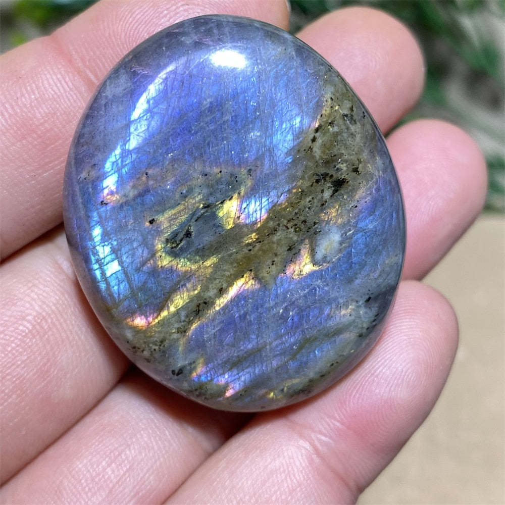 Labradorite Palm Purple Light Natural Stone Crystals Healing Wicca Wichcraft Meditation Minerals Ornaments Home Decoration