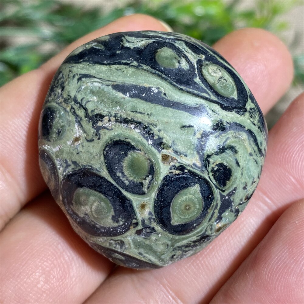 Green Peacock Eye Natural Stone And Crystal Healing  Quartz Palm Aquarium Gemstons Wicca Reiki Ornaments Home Decoration Room