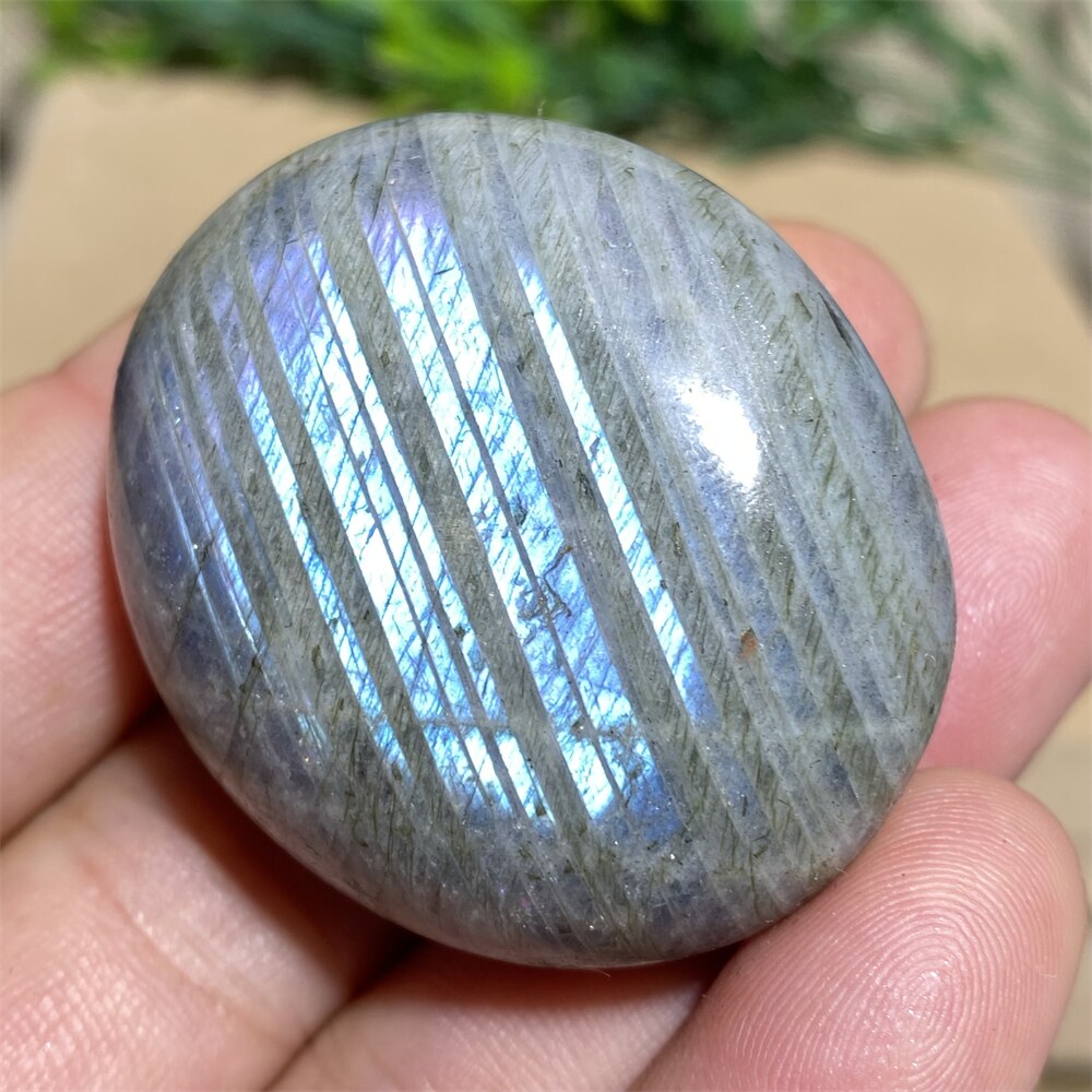 Labradorite Palm Purple Light Natural Stone Crystals Healing Wicca Wichcraft Meditation Minerals Ornaments Home Decoration