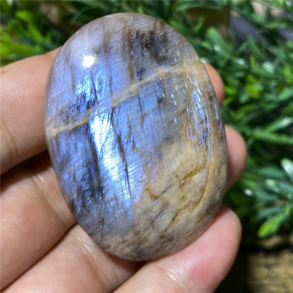 Moonstone Palm Natural Stone And Crystal Gemstones Minerals Wicca Spiritual Reiki  Ornaments Home Decoration Room