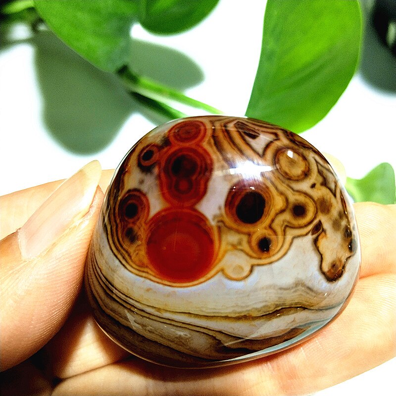 Natural stone Sardonyx agate palm stones playthings small stones and crystals healing crystals