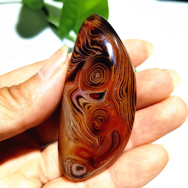 Natural stone Sardonyx agate palm stones playthings small stones and crystals healing crystals