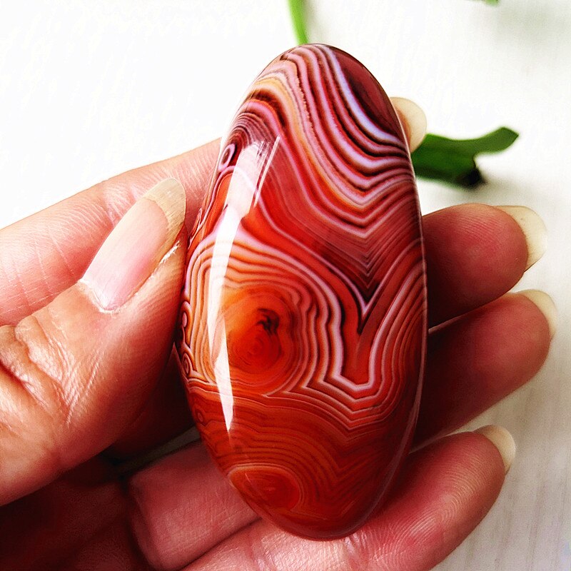 Natural Stone Sardonyx Agate Crsytal Lrregular Palm Aquarium Decor Ornaments Gem and Reiki Meditation Spiritual Healing Crystals