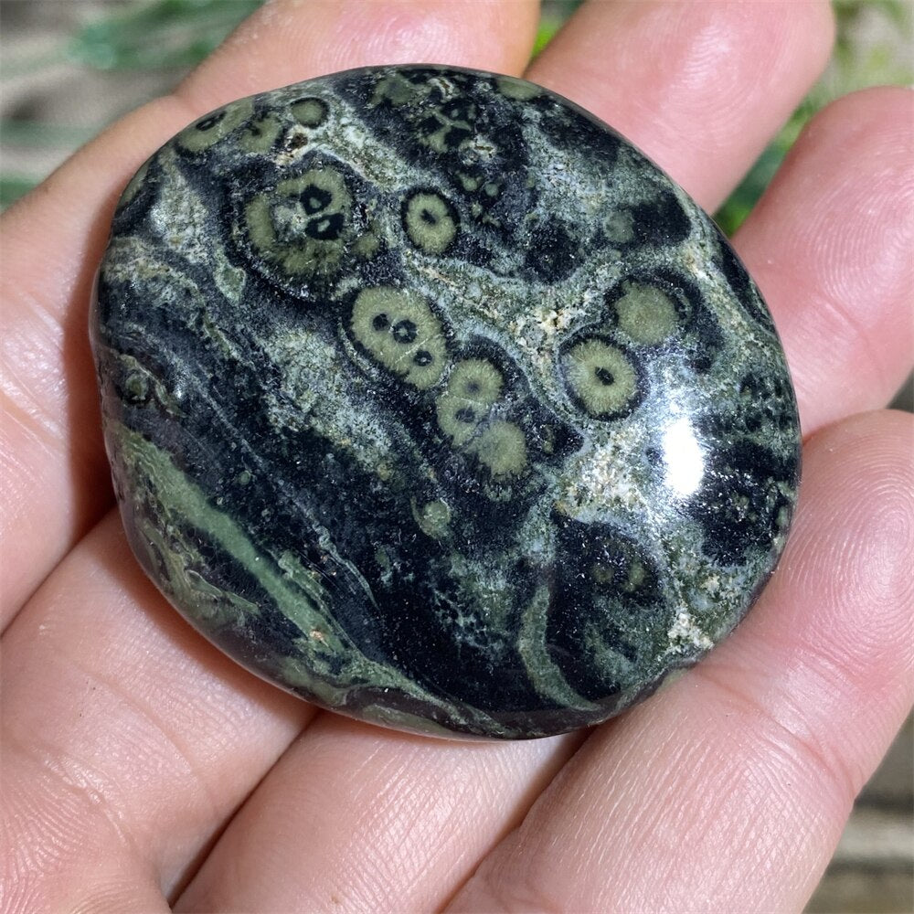 Green Peacock Eye Natural Stone And Crystal Healing  Quartz Palm Aquarium Gemstons Wicca Reiki Ornaments Home Decoration Room