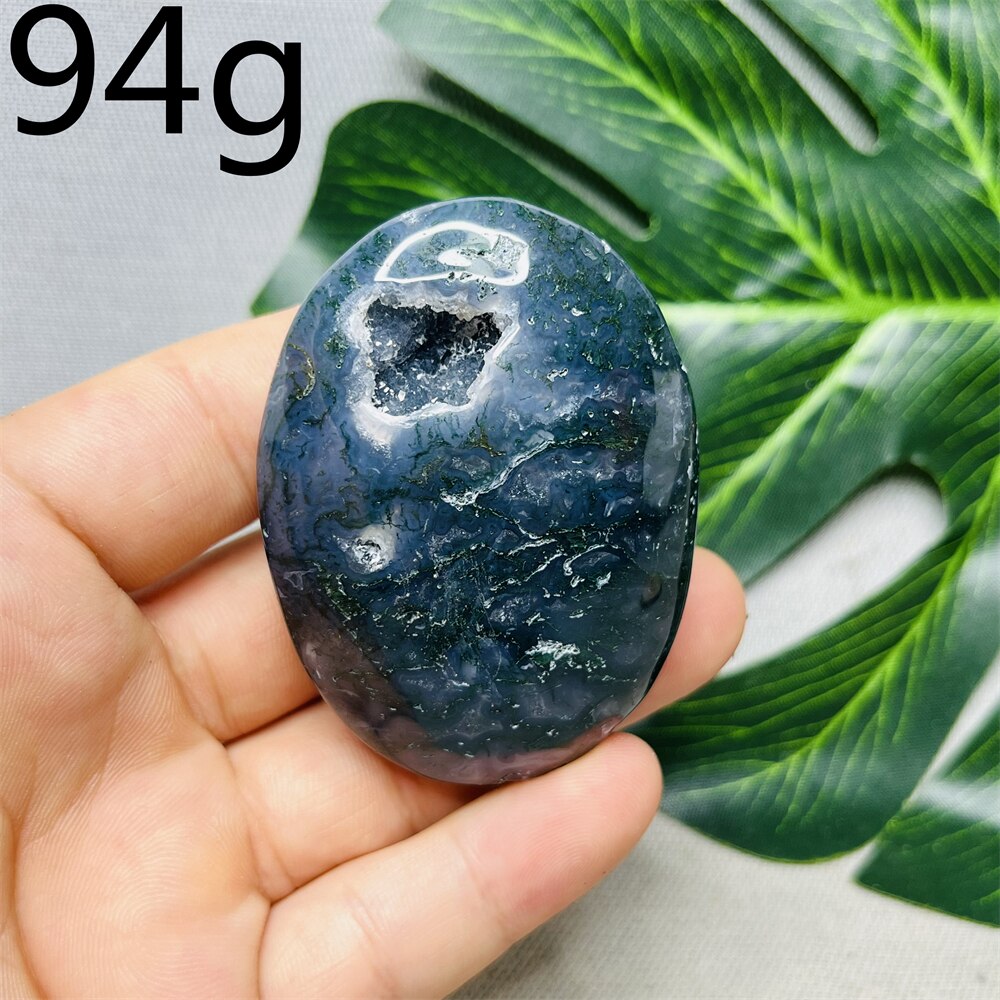 Natural Stone Geode Agate Moss Agate Palm Spiritual Decoration Spiritual Rock Witch Meditation Crystal and Stone Healing