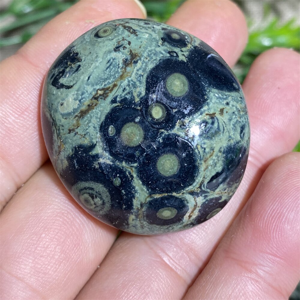 Green Peacock Eye Natural Stone And Crystal Healing  Quartz Palm Aquarium Gemstons Wicca Reiki Ornaments Home Decoration Room