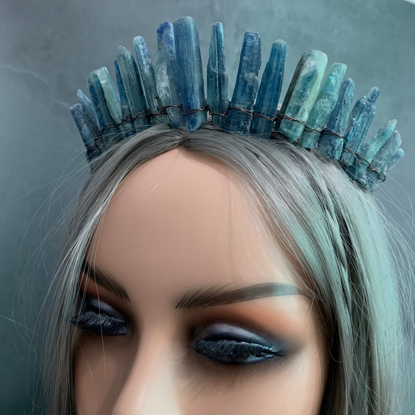 Kyanite Crown Hair Comb Raw Crystal Hair Accessories Natural Kyanite Hair Band Wedding Party Dress Up Wicca Accessories Gift