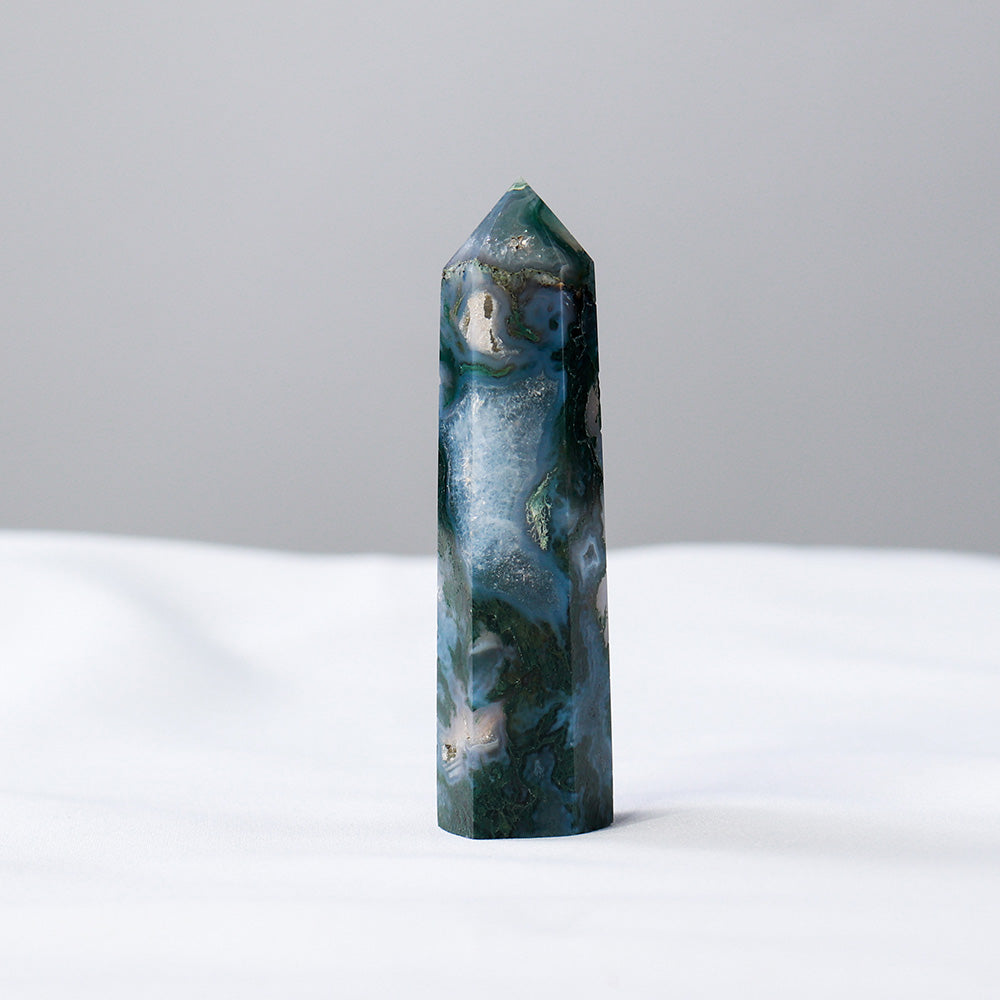1P CNatural Crystal Healing stone Green water plant agate Crystal Point Moss Agate Crystal hexagonal column ornaments