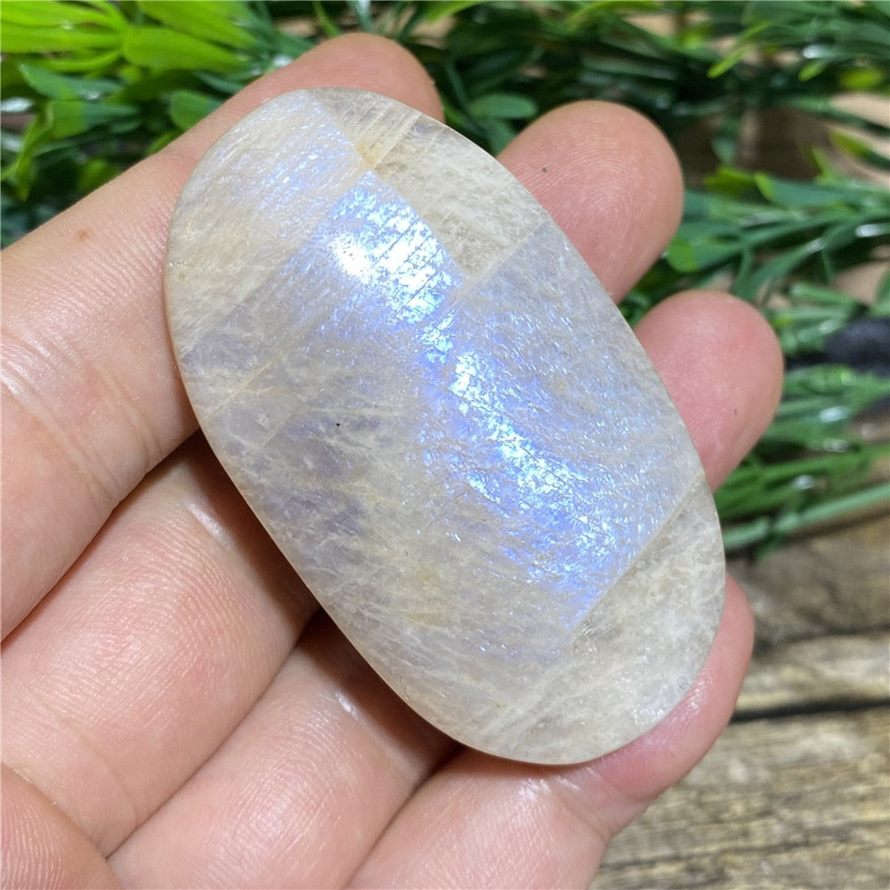 Moonstone Palm Natural Stone And Crystal Gemstones Minerals Wicca Spiritual Reiki  Ornaments Home Decoration Room