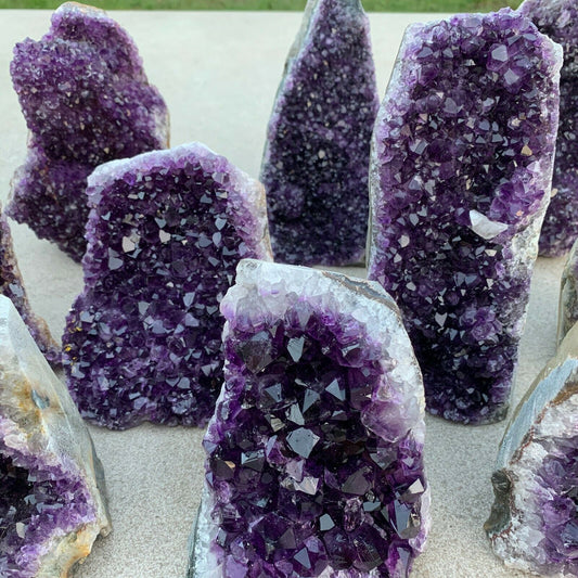Tog quality hote uruguary dark purple amethyst cluster natural amethyst geode chakra crystal decoration.